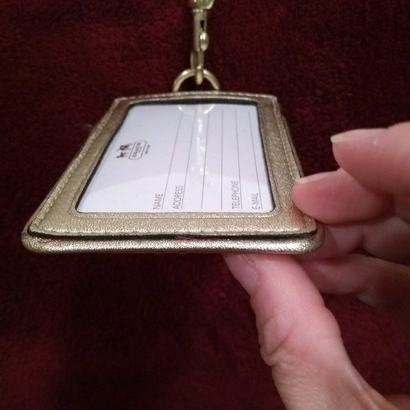 🆕  Coach Daisy Pop Applique Lanyard ID - Picture 4 of 5